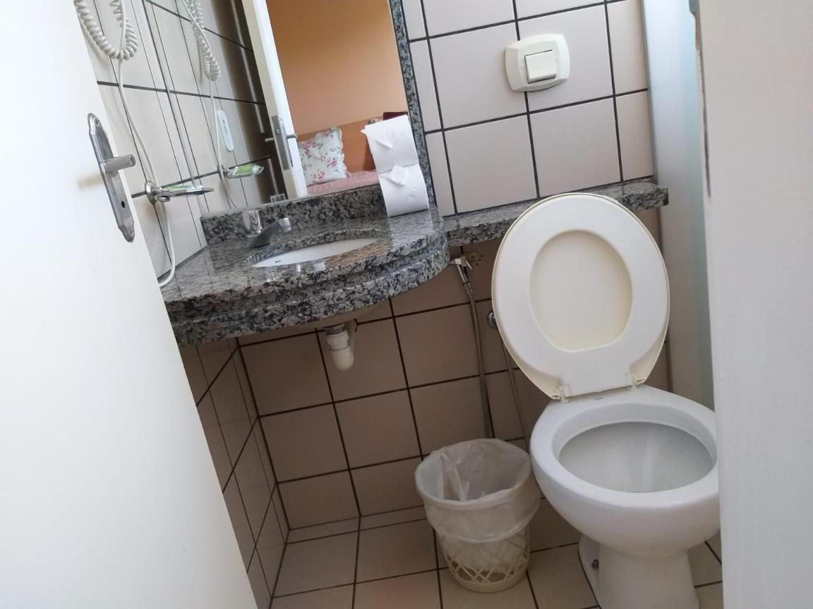 Appartamento Diroma Fiori Caldas Novas Esterno foto